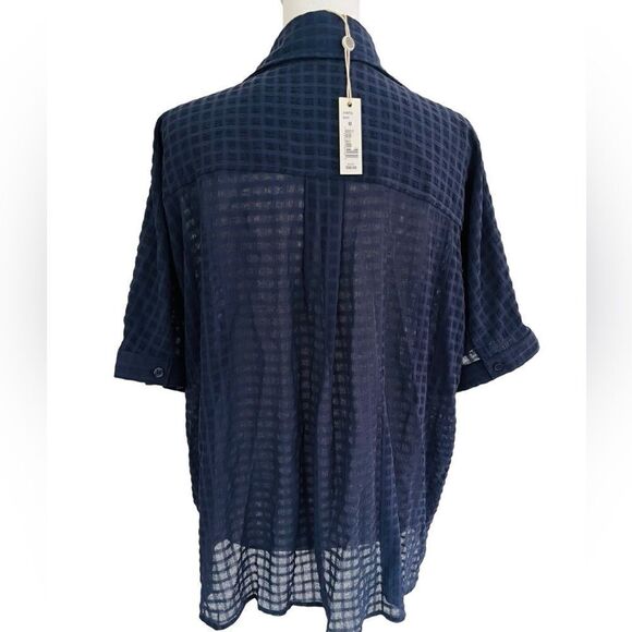 New with tags Max Studio navy blue camp style button front shirt size M. - Picture 3 of 8
